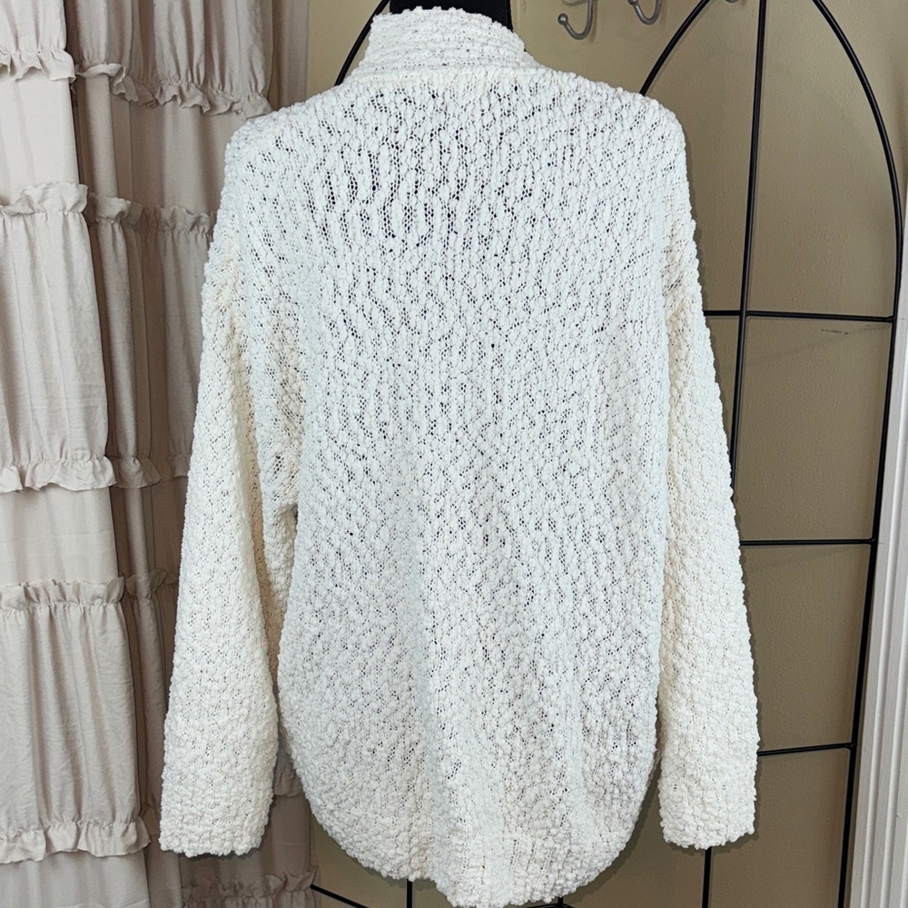 Zara Cream Textured Cardigan Sweater Rhinestone Buttons Oversized Size Small - Picture 3 of 10